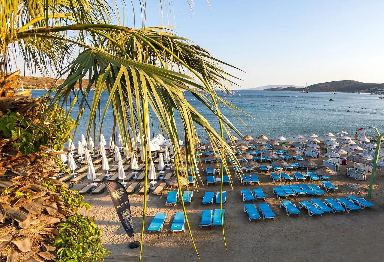 Gumbet Anil Beach 3*,